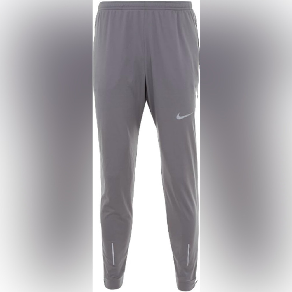🌾 Nike Essential Flex Pant
